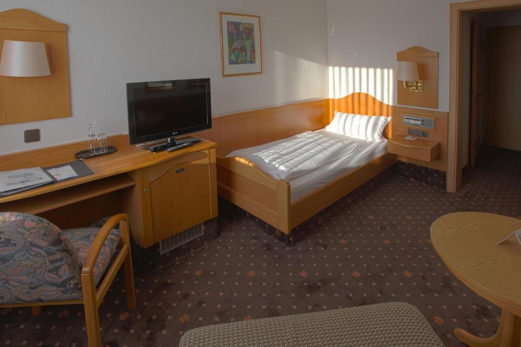 Hotel-Restaurant Esbach Hof كيتسينغن المظهر الخارجي الصورة
